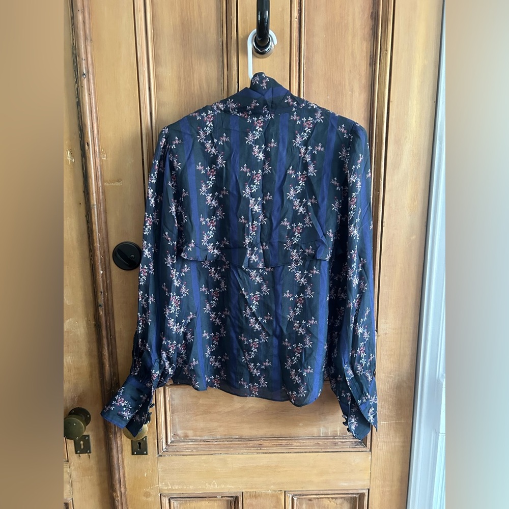 Rodebjer Floral Navy silk Blouse size small - Picture 3 of 4